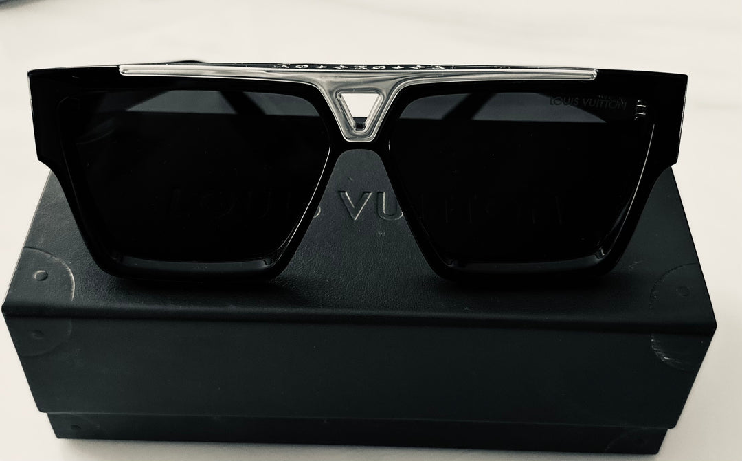 Louis Vuitton Designer Sun Glasses $1,000