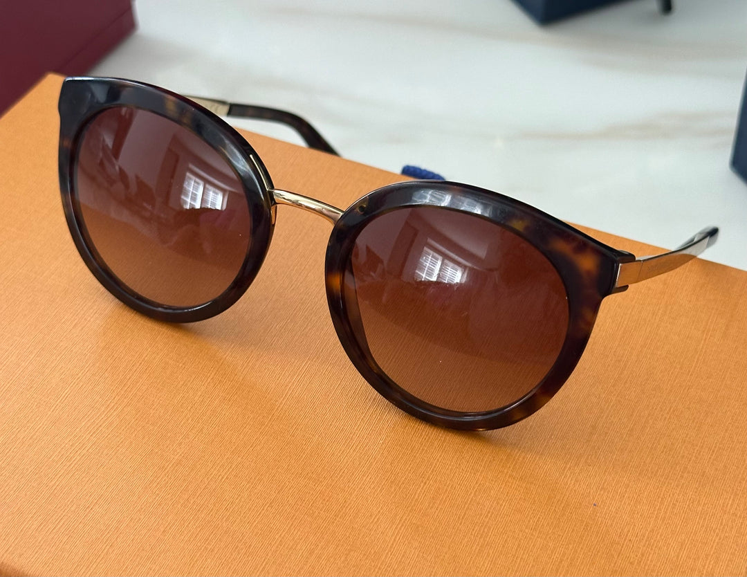 D&G Women’s Sun glasses RRP$ 340