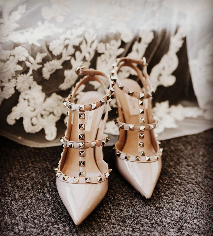 Valentino Garavani Rockstud Pointed Toe Pumps RRP $1,420