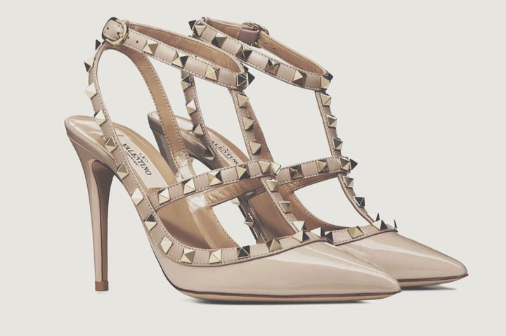 Valentino Garavani Rockstud Pointed Toe Pumps RRP $1,420